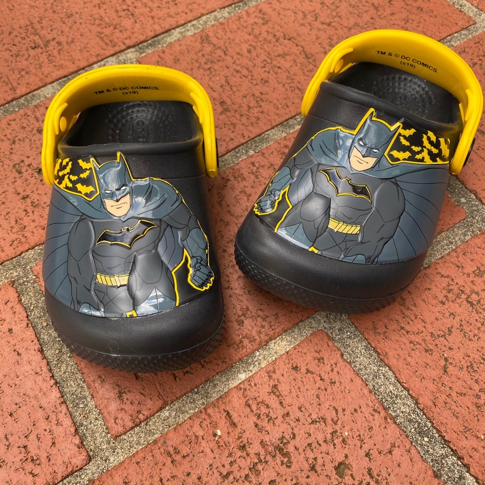 Crocs (Batman) Size C 6 NWOT